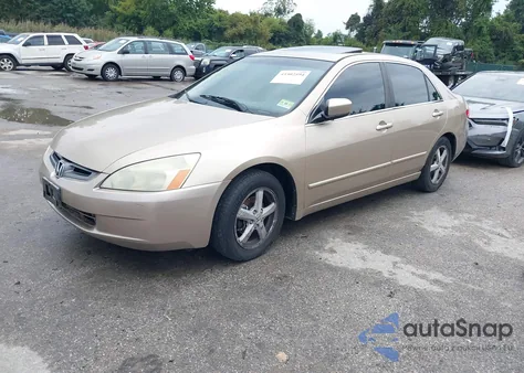 2005 Honda Accord 2.4 Ex from USA, damaged, VIN 1HGCM56745A189161
